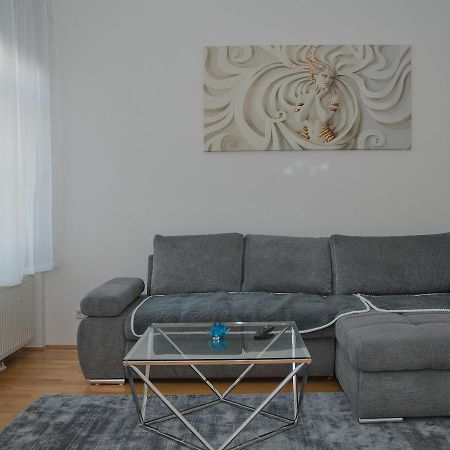 Blue Lotus Apartment Wien Exteriör bild