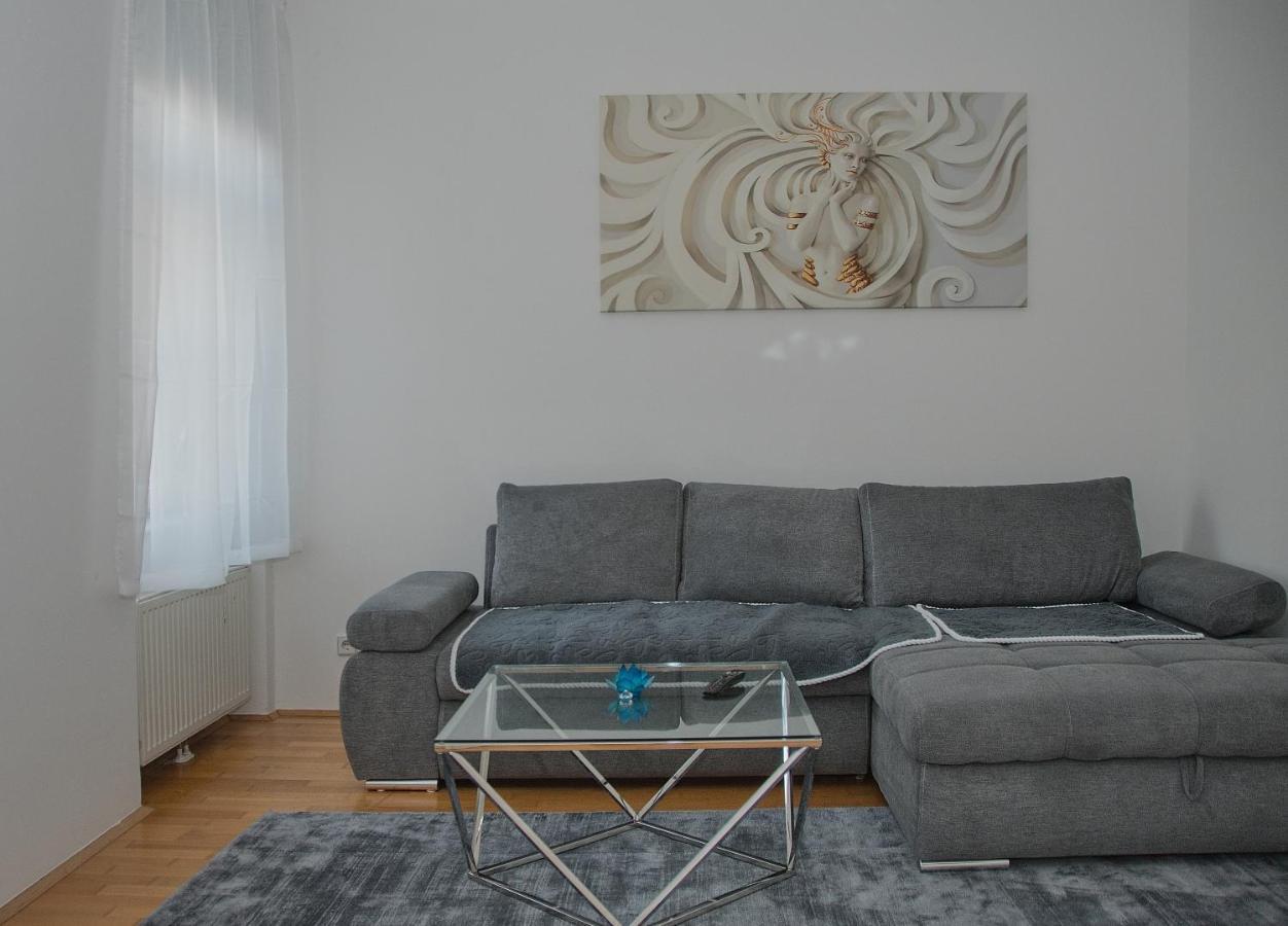 Blue Lotus Apartment Wien Exteriör bild